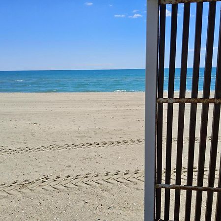 Le Bridge Barcares Clim Acces Plage Direct Parking Prive Le Barcarès المظهر الخارجي الصورة